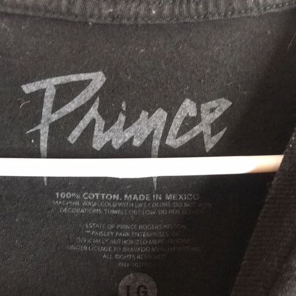 PRINCE Purple Rain Motorcycle in Alley Retro Style Black large - Picture 5 of 8